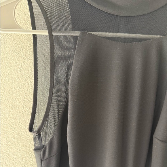 Betsy & Adam Black Sleeveless Mesh Panel Gown (Women’s 4, NWT) - Picture 2 of 6